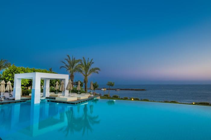 Long Beach Resort Hotel & Spa Hakkında